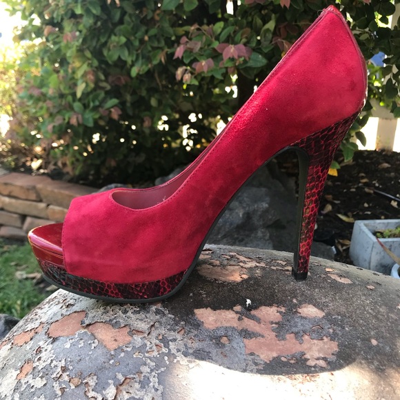 Jessica Simpson Heels - Picture 3 of 11